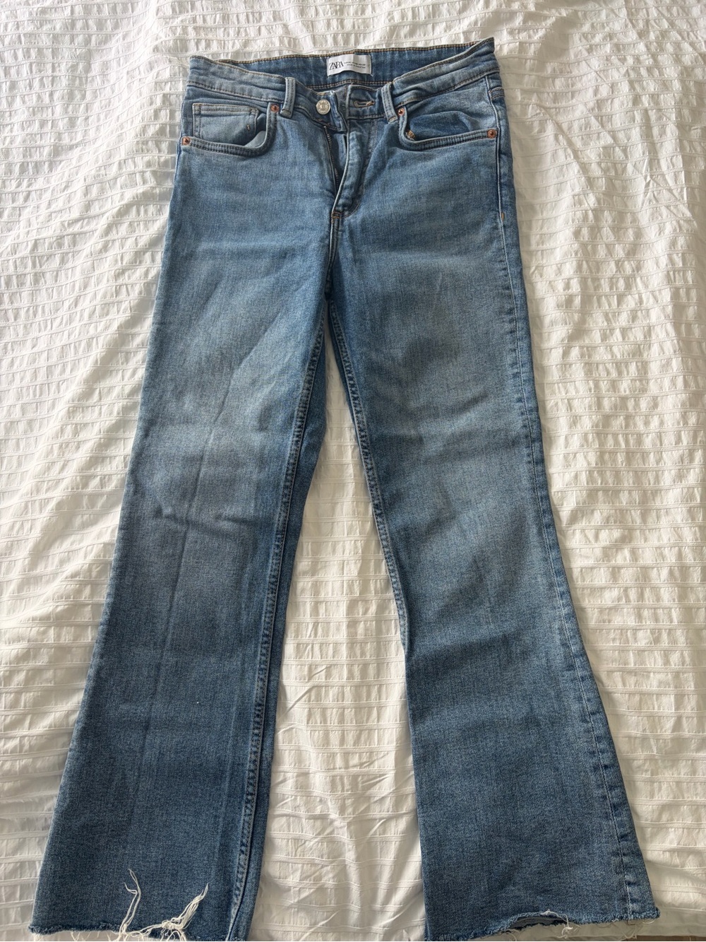 Zara Mid-Wash Flared Women’s Jeans